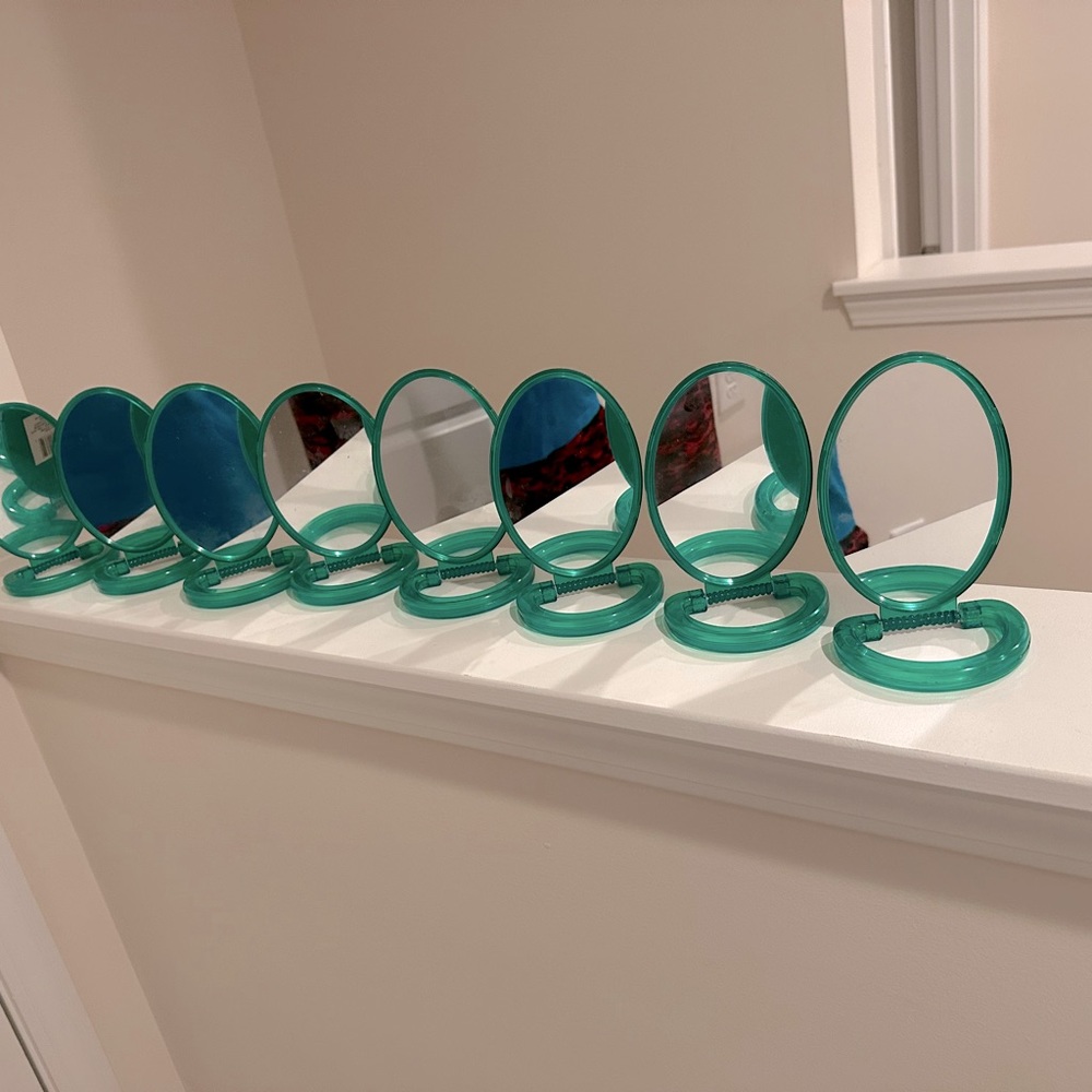 Small mirrors
